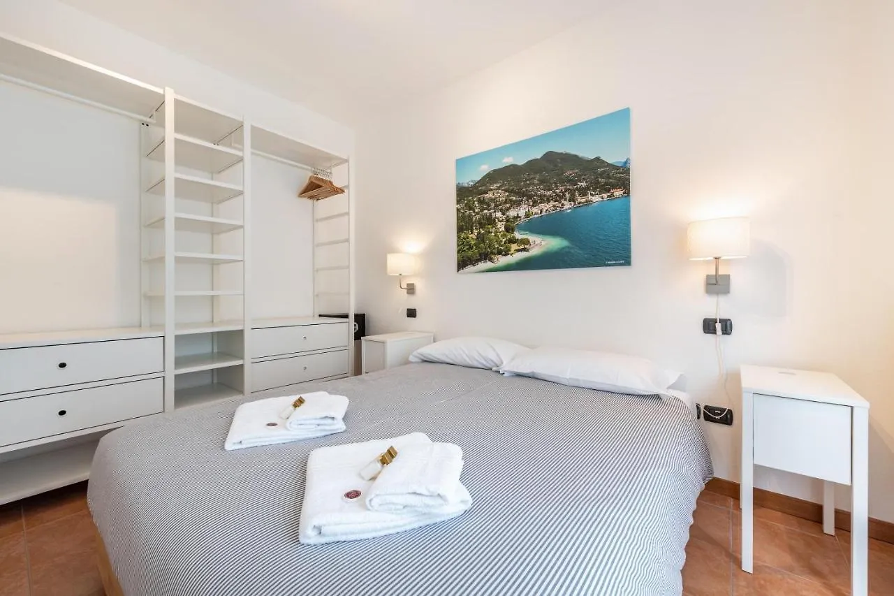 Villa Bornico Anna Toscolano Maderno Apartment